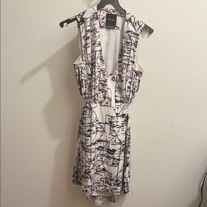 Women's Abstract Black and White Dress